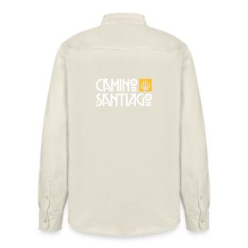Camino de Santiago | Jakobsweg | Art Deco Typo - Relaxed Fit Unisex Organic Hemd von Stanley/Stella - Natur - Hinten - AI Model Male 178 light (178cm)