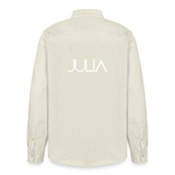 Julia Name Design - Typographie moderne en filigrane - Chemise unisexe coupe décontractée bio Stanley/Stella - écru doux - Dos - AI Model Male 178 light (178cm)
