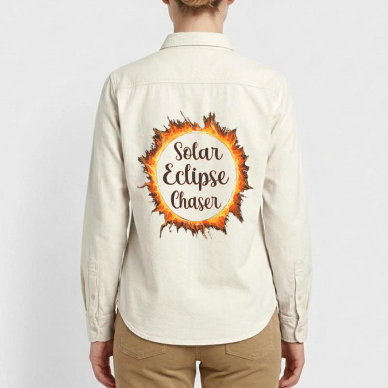 Solar eclipse chaser Relaxed Fit Unisex Organic Shirt by Stanley/Stella