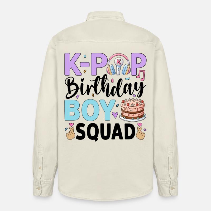 K-Pop Birthday Boy Squad - Relaxed Fit Unisex Organic Hemd von Stanley/Stella - Natur