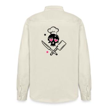 Totenkopf girlie mit Kochmütze und Messern - Relaxed Fit Unisex Organic Hemd von Stanley/Stella - Natur - Hinten - AI Model Male 178 light (178cm)