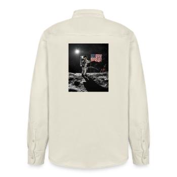 Astronaut auf Mond - Relaxed Fit Unisex Organic Hemd von Stanley/Stella - Natur - Hinten - AI Model Male 178 light (178cm)