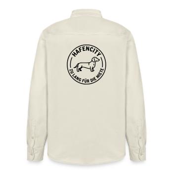 Hafen City Dackel Hamburg HH - Relaxed Fit Unisex Organic Hemd von Stanley/Stella - Natur - Hinten - AI Model Male 178 light (178cm)