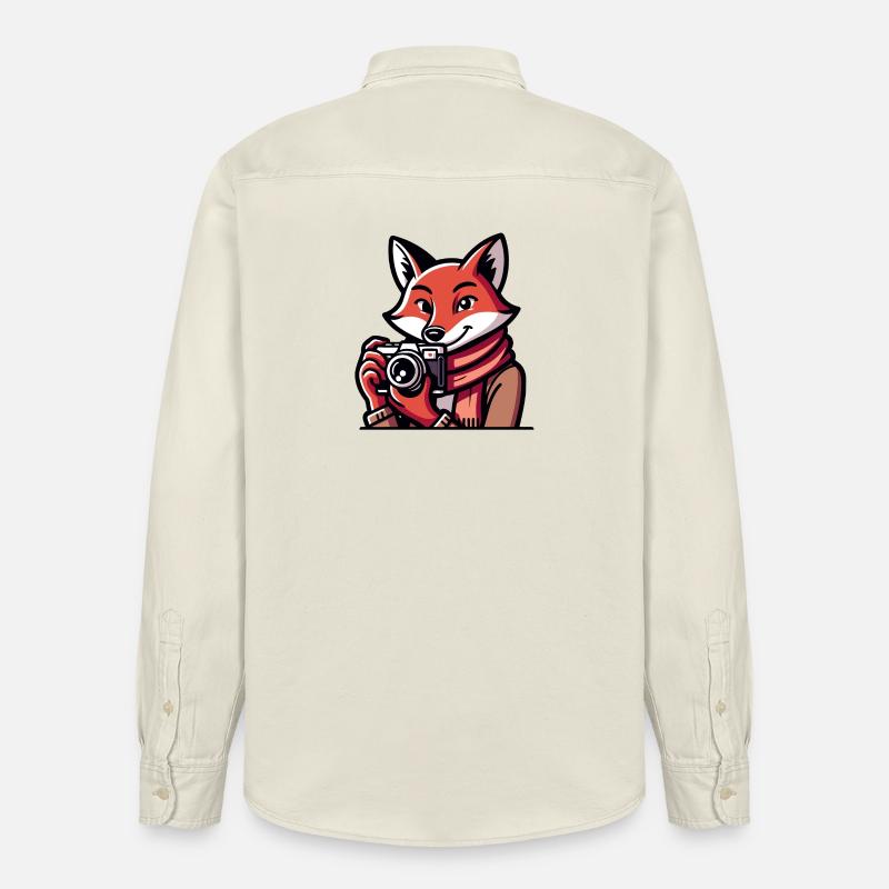 Shutter Fox: Der Schnappschuss-Abenteurer - Relaxed Fit Unisex Organic Hemd von Stanley/Stella - Natur