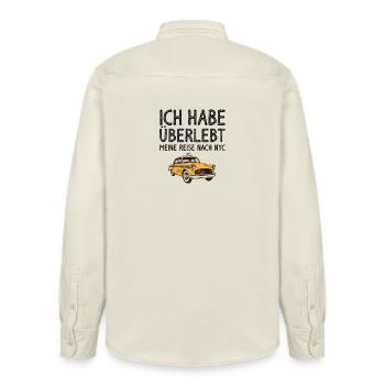 Ik overleefde Mijn Reis naar NYC T-Shirt - Relaxed Fit Unisex Organic Hemd von Stanley/Stella - Natur - Hinten - AI Model Male 178 light (178cm)