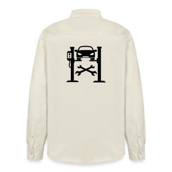 Logo du garage automobile - Chemise unisexe coupe décontractée bio Stanley/Stella - écru doux - Dos - AI Model Male 178 light (178cm)