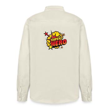 Superhelden Comic Explosion - Relaxed Fit Unisex Organic Hemd von Stanley/Stella - Natur - Hinten - AI Model Male 178 light (178cm)