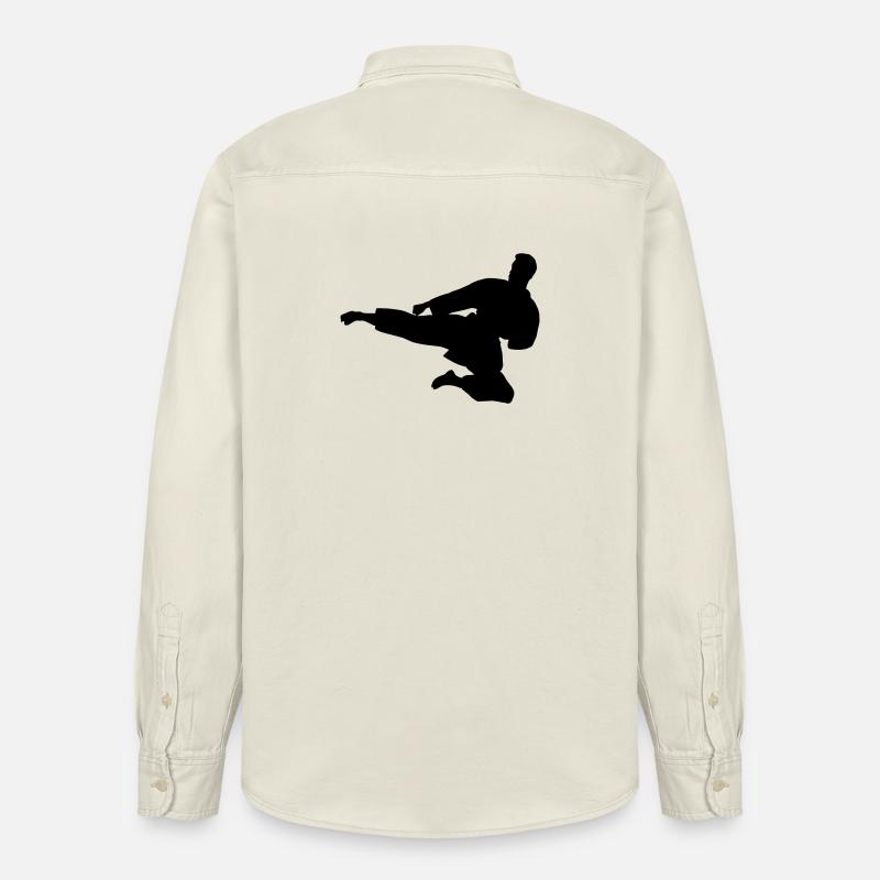 Karate oder Taekwondo sprangen seitwärts - Relaxed Fit Unisex Organic Hemd von Stanley/Stella - Natur