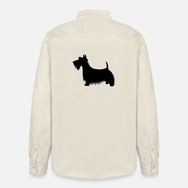 Une illustration de la silhouette d’un chien Scots Terrier - Chemise unisexe coupe décontractée bio Stanley/Stella - écru doux