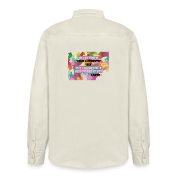 Wer bin ich? LGBTQ+? - Relaxed Fit Unisex Organic Hemd von Stanley/Stella - Natur - Hinten - AI Model Male 178 light (178cm)