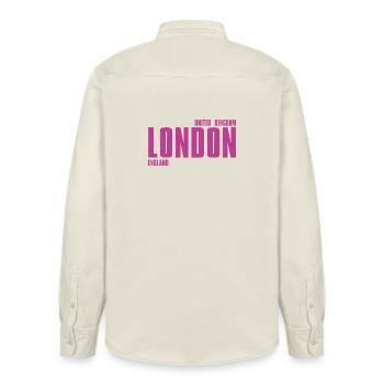 Pink London Typography T-shirt - Relaxed Fit Unisex Organic Hemd von Stanley/Stella - Natur - Hinten - AI Model Male 178 light (178cm)