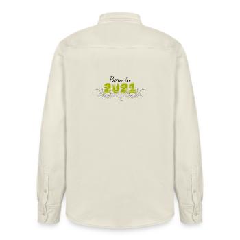 Born in 2021 verziert - Relaxed Fit Unisex Organic Hemd von Stanley/Stella - Natur - Hinten - AI Model Male 178 light (178cm)
