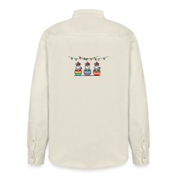 3 Einhörner Weihnachtskugeln Freunde - Relaxed Fit Unisex Organic Hemd von Stanley/Stella - Natur - Hinten - AI Model Male 178 light (178cm)