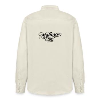 Mallorca Tour 2026 - Relaxed Fit Unisex Organic Hemd von Stanley/Stella - Natur - Hinten - AI Model Male 178 light (178cm)