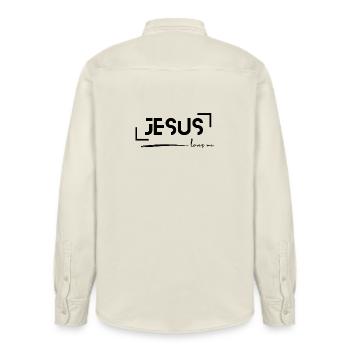 Jesus liebt mich - Relaxed Fit Unisex Organic Hemd von Stanley/Stella - Natur - Hinten - AI Model Male 178 light (178cm)