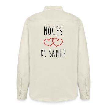 Noces de Saphir 16 ans de mariage - Chemise unisexe coupe décontractée bio Stanley/Stella - écru doux - Dos - AI Model Male 178 light (178cm)