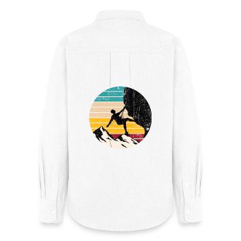 Grimpeur sous les bandes du coucher de soleil - Chemise Oxford Femme - blanc - Dos - AI Model Female 172 light (172cm)