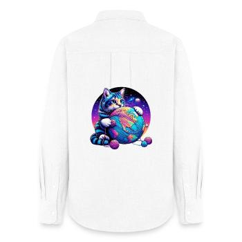 Chat joue avec une pelote de laine planète Terre - Chemise Oxford Femme - blanc - Dos - AI Model Female 172 light (172cm)