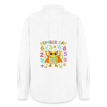 Number Day Calculatrice de Chat Héros - Chemise Oxford Femme - blanc - Dos - AI Model Female 172 light (172cm)
