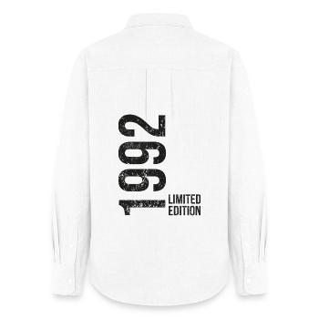 34e anniversaire Homme Femme 34 ans 1992 Anniversaire - Chemise Oxford Femme - blanc - Dos - AI Model Female 172 light (172cm)