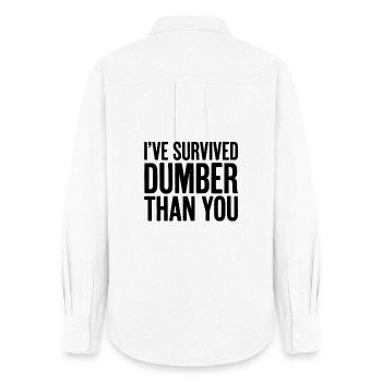 J’ai survécu à « Plus bête que toi » (Funny Men) - Chemise Oxford Femme - blanc - Dos - AI Model Female 172 light (172cm)