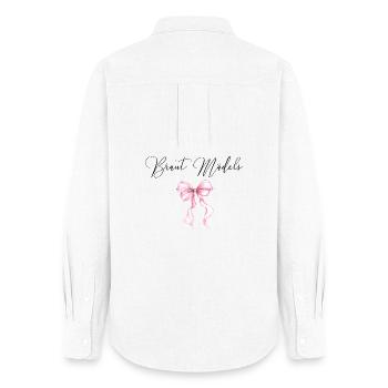 Braut Maedels! Pinke Schleife - Frauen Oxford Hemd - Weiß - Hinten - AI Model Female 172 light (172cm)