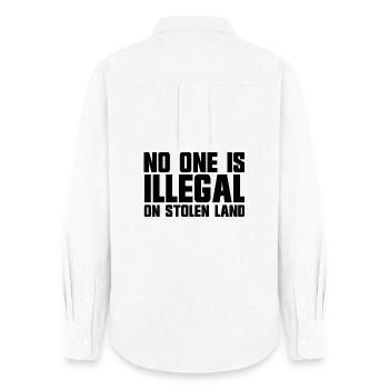 Niemand ist illegal auf gestohlenem Land - Frauen Oxford Hemd - Weiß - Hinten - AI Model Female 172 light (172cm)