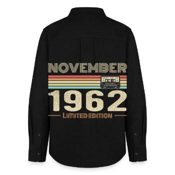 November 1962 Vintage Geburtstag Retro T-Shirt - Frauen Oxford Hemd - Schwarz - Hinten - AI Model Female 172 light (172cm)