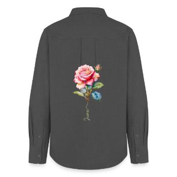 Peint en rose avec des détails éclatants - Chemise Oxford Femme - charbon - Dos - AI Model Female 172 light (172cm)