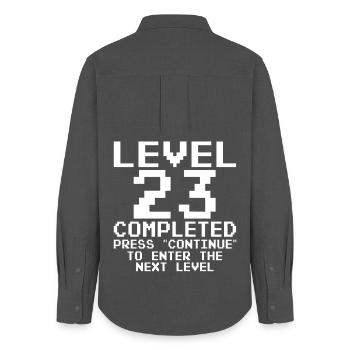 Level 23 Completed Pixel Badge - Women's Oxford Shirt - anthracite - Back - AI Model Female 172 light (172cm)