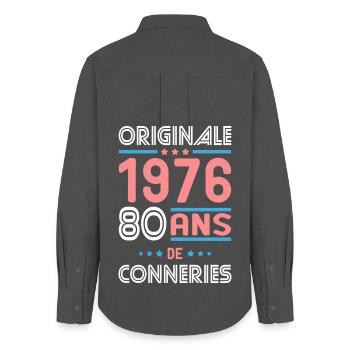 Originale – 1976 – 50 ans de conneries - Chemise Oxford Femme - charbon - Dos - AI Model Female 172 light (172cm)