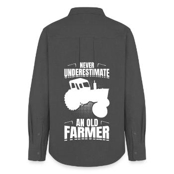 Never underestimate an old farmer - Women's Oxford Shirt - anthracite - Back - AI Model Female 172 light (172cm)