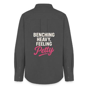 Drôle de développé couché Meme Spot Me Bro Powerlifting - Chemise Oxford Femme - charbon - Dos - AI Model Female 172 light (172cm)