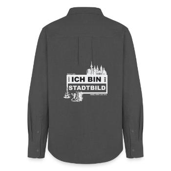 Stadtbild - deutsch - ready when you are - Frauen Oxford Hemd - Anthrazit - Hinten - AI Model Female 172 light (172cm)