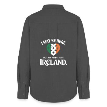 Herz in Irland Stolz Tee - Frauen Oxford Hemd - Anthrazit - Hinten - AI Model Female 172 light (172cm)