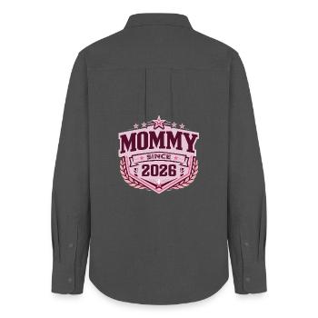Mommy Since 2026 – Proud New Mom Design - Women's Oxford Shirt - anthracite - Back - AI Model Female 172 light (172cm)