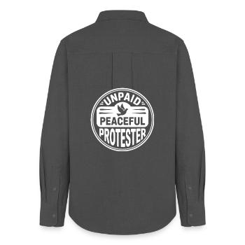 Unpaid Peaceful Protester Activist Saying Demo - Women's Oxford Shirt - anthracite - Back - AI Model Female 172 light (172cm)