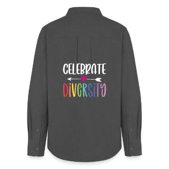 LGBT-Pride-Monat – Vielfalt feiern - Frauen Oxford Hemd - Anthrazit - Hinten - AI Model Female 172 light (172cm)