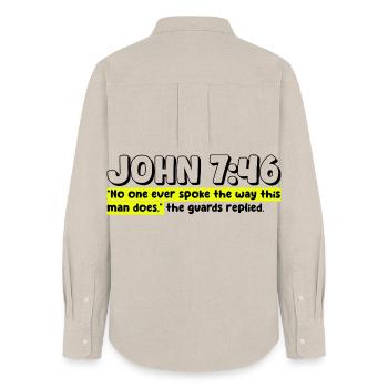 Johannes 7:46 | Bibelzitat - Frauen Oxford Hemd - Beige - Hinten - AI Model Female 172 light (172cm)