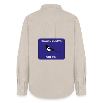 Geschwätzig wie eine Elster - Frauen Oxford Hemd - Beige - Hinten - AI Model Female 172 light (172cm)