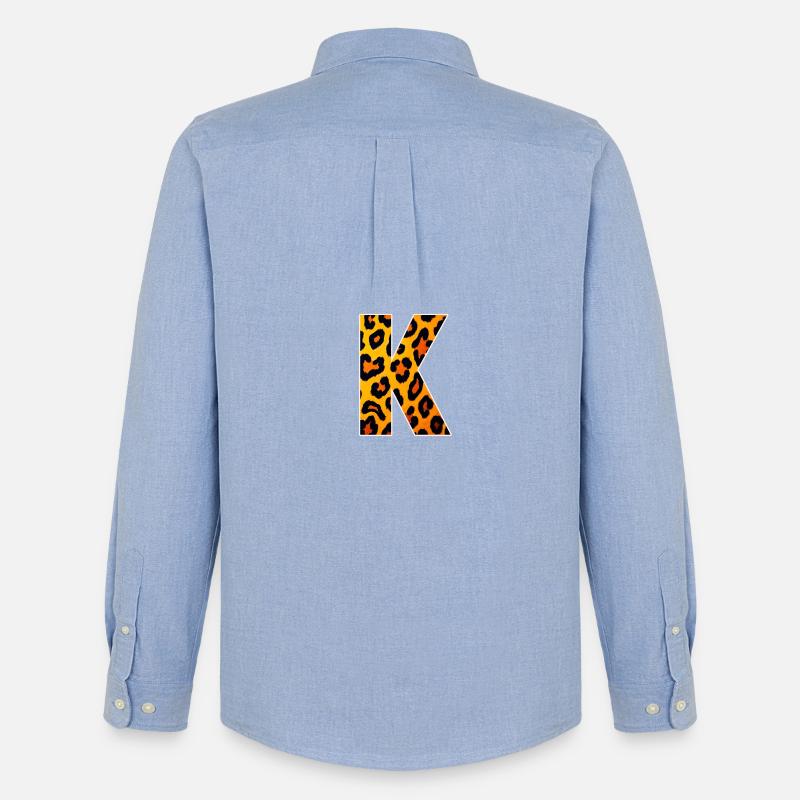 Leopardischer Buchstabe K - Männer Oxford Hemd von Stanley/Stella - Carolina Blue