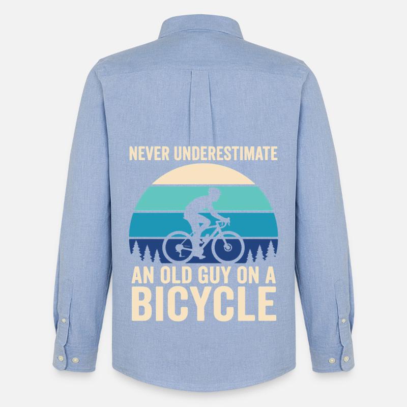 Never Underestimate Old Guy Bicycle - Männer Oxford Hemd von Stanley/Stella - Carolina Blue
