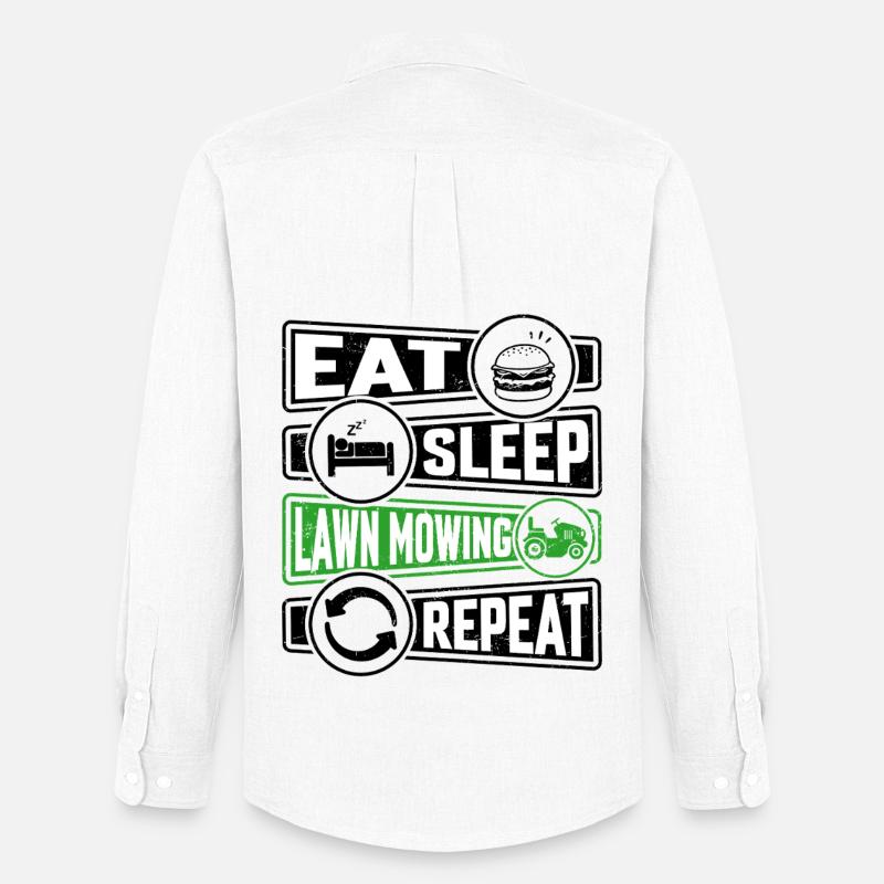 Eat Sleep Lawn Mowing Repeat - Männer Oxford Hemd von Stanley/Stella - Weiß