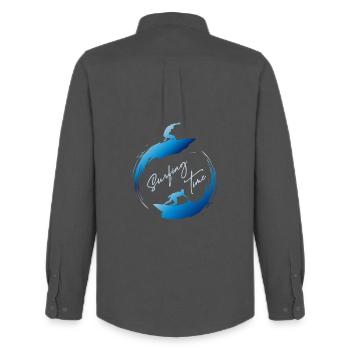 Surf, temps de surf - Chemise Oxford homme Stanley/Stella - charbon - Dos - AI Model Male 185 dark (185cm)