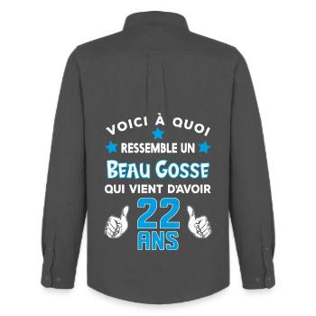 22 ans anniversaire homme cadeau drôle humour - Chemise Oxford homme Stanley/Stella - charbon - Dos - AI Model Male 185 dark (185cm)
