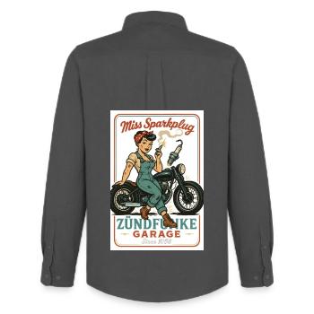 Miss Sparkplug – Zündfunke Garage Queen - Chemise Oxford homme Stanley/Stella - charbon - Dos - AI Model Male 185 dark (185cm)