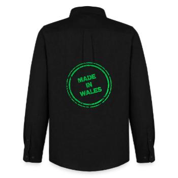 Made in Wales Stamp Logo  Print - Green Retro Logo - Men's Oxford Shirt by Stanley/Stella - black - Back - AI Model Male 185 dark (185cm)