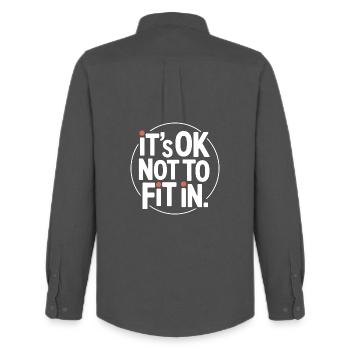C’est normal de ne pas s’intégrer à la motivation de l’individualité - Chemise Oxford homme Stanley/Stella - charbon - Dos - AI Model Male 185 dark (185cm)