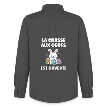 chasse aux oeufs - Chemise Oxford homme Stanley/Stella - charbon - Dos - AI Model Male 185 dark (185cm)