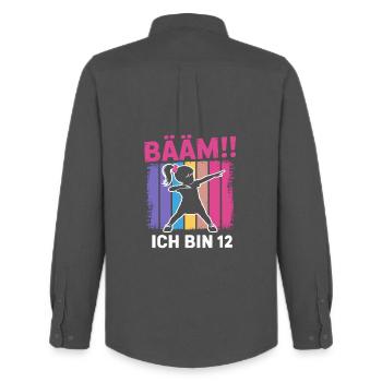 Bääm, j’ai 12 ans, fille qui fait le dab, 12e anniversaire - Chemise Oxford homme Stanley/Stella - charbon - Dos - AI Model Male 185 dark (185cm)